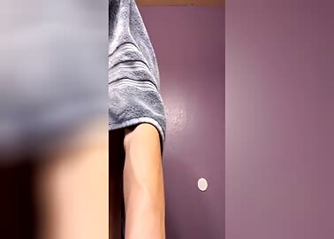 yrsUJIvdBJ